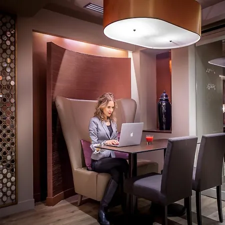 Armoni Hotel Paris
