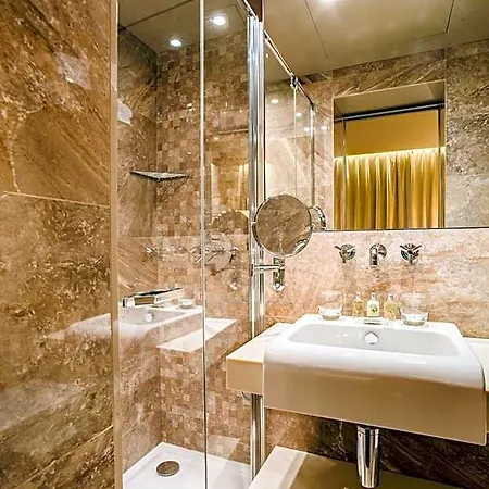 Hotel Armoni 4*