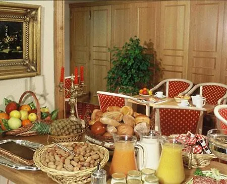 Armoni Hotel 4*