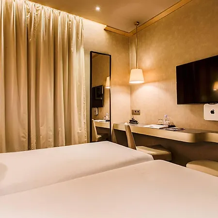 Armoni 4* Paris